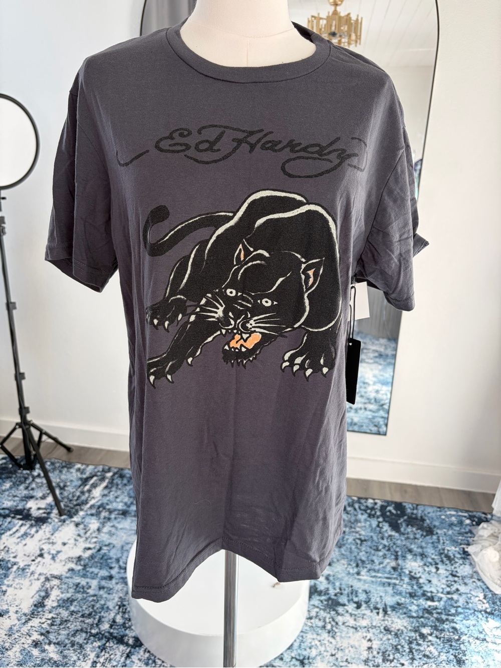 Ed Hardy Panther Graphic Tee NWT Washed Charcoal Unisex Medium - Picture 2 of 8